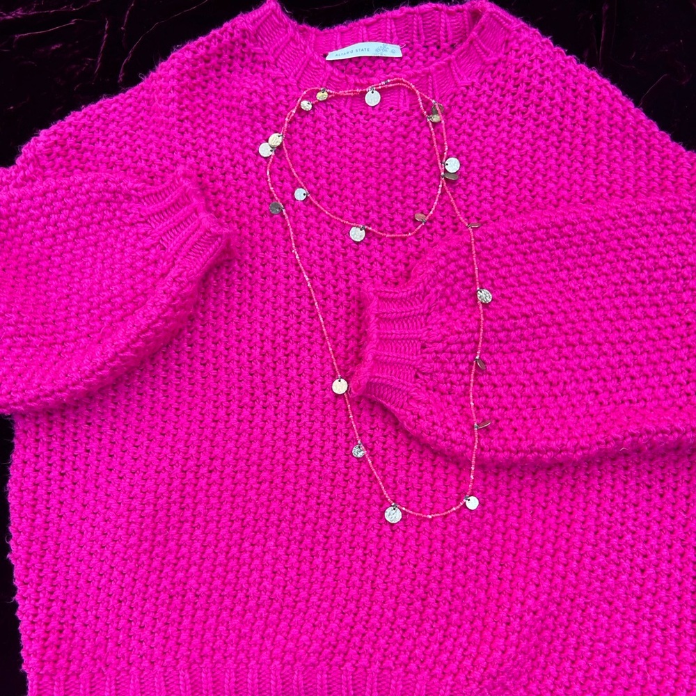 Altar'd State Vibrant Fuchsia Sweater with matching necklace